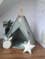 Tipi dla dzieci Boho Szalwiowa Zielen z zawieszka w pokoju dziecka