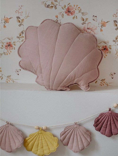 Poduszka muszla pudrowy roz lniana