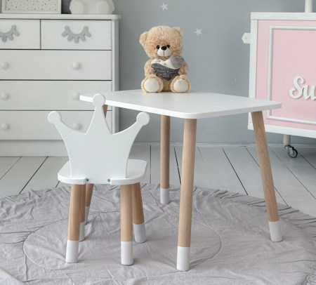 stolik-i-krzeselko-dla-dziecka-bialy-korona